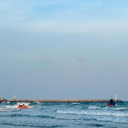 Sea&Mountain View,5 Mins Walk To Famous Beach With King Size Bed HHQ Eksteriør billede