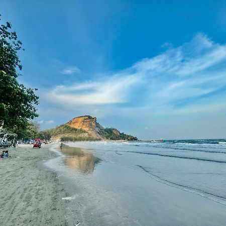 Sea&Mountain View,5 Mins Walk To Famous Beach With King Size Bed HHQ Eksteriør billede
