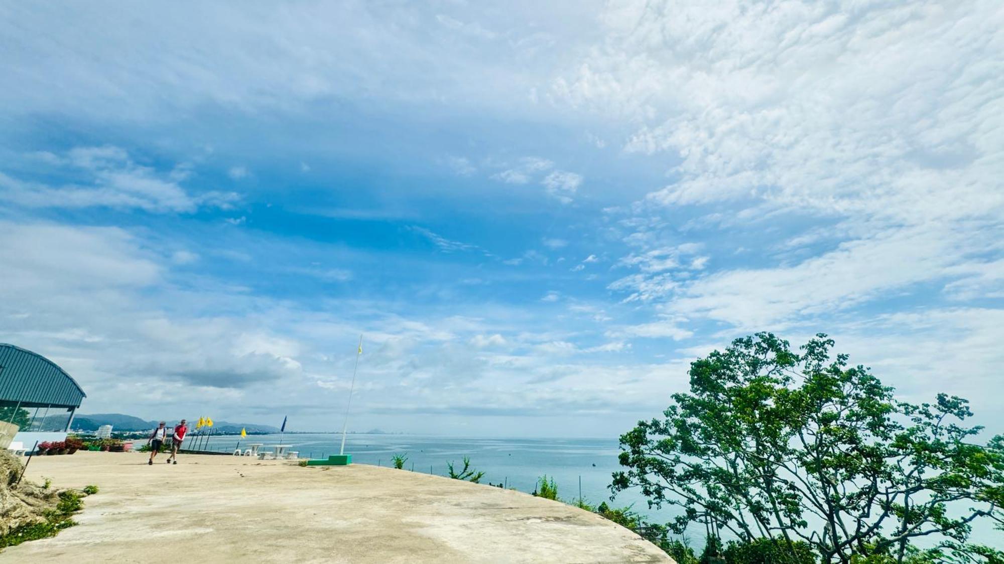 Sea&Mountain View,5 Mins Walk To Famous Beach With King Size Bed HHQ Eksteriør billede