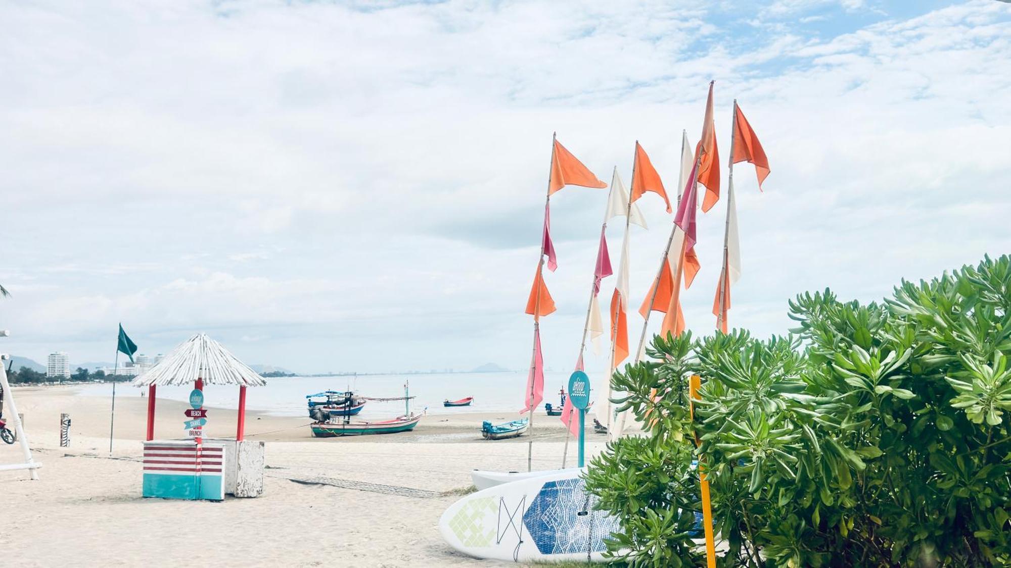Sea&Mountain View,5 Mins Walk To Famous Beach With King Size Bed HHQ Eksteriør billede
